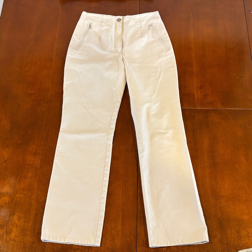 Vanilla High Rise Cream Flare Jeans. Sz 4.  EU 36‎